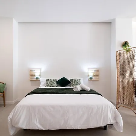 Apartament Rm29 Loft - Espacioso Estudio Con Terraza En Zona Ayora