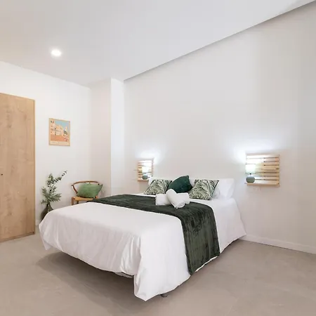 Apartament Rm29 Loft - Espacioso Estudio Con Terraza En Zona Ayora Walencja
